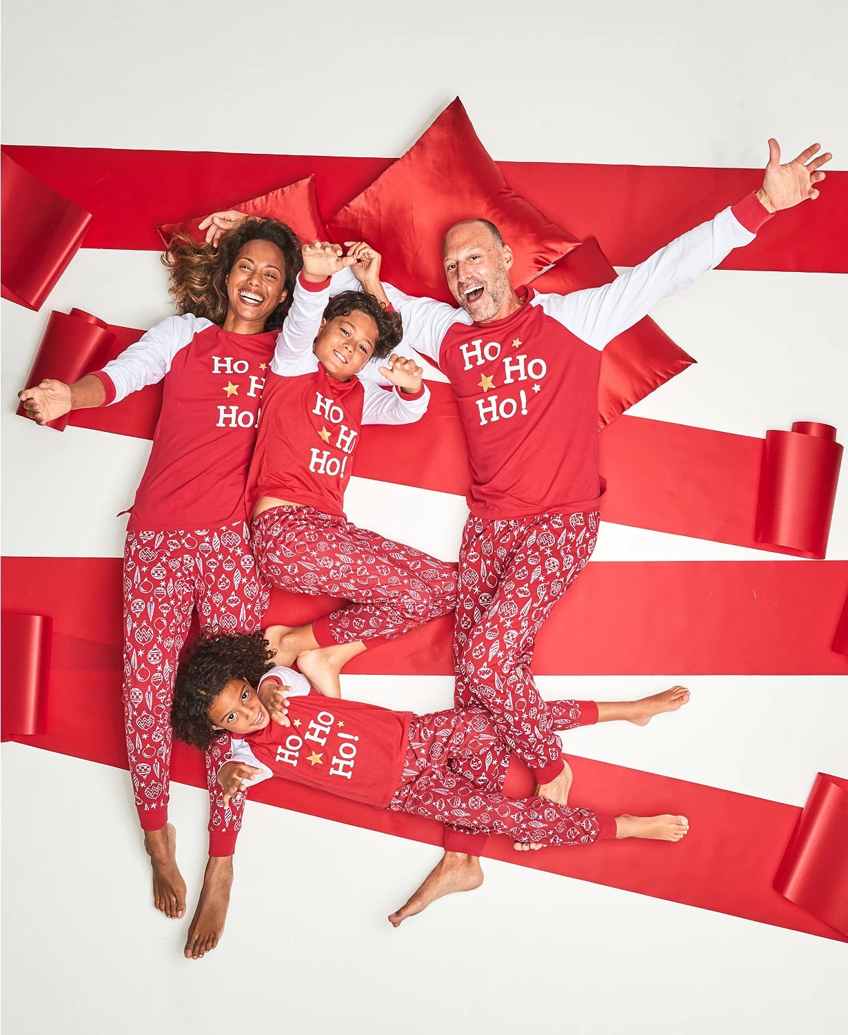 Conjunto de pijamas infantis combinando com estampa de enfeites, vermelho, tamanho 6-7