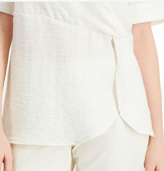 Blusa feminina Alfani com gola sobrepeliz, branca, tamanho pequeno