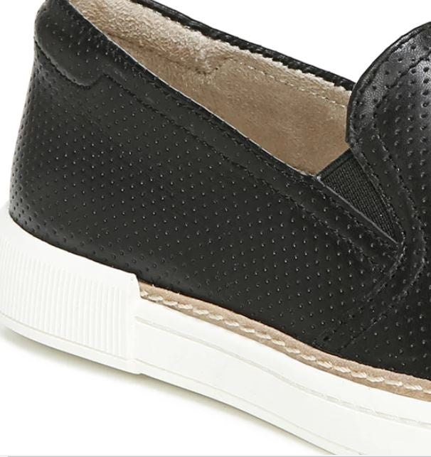 Tênis feminino Naturalizer Zola 3 Slip On, preto, tamanho 7,5 M