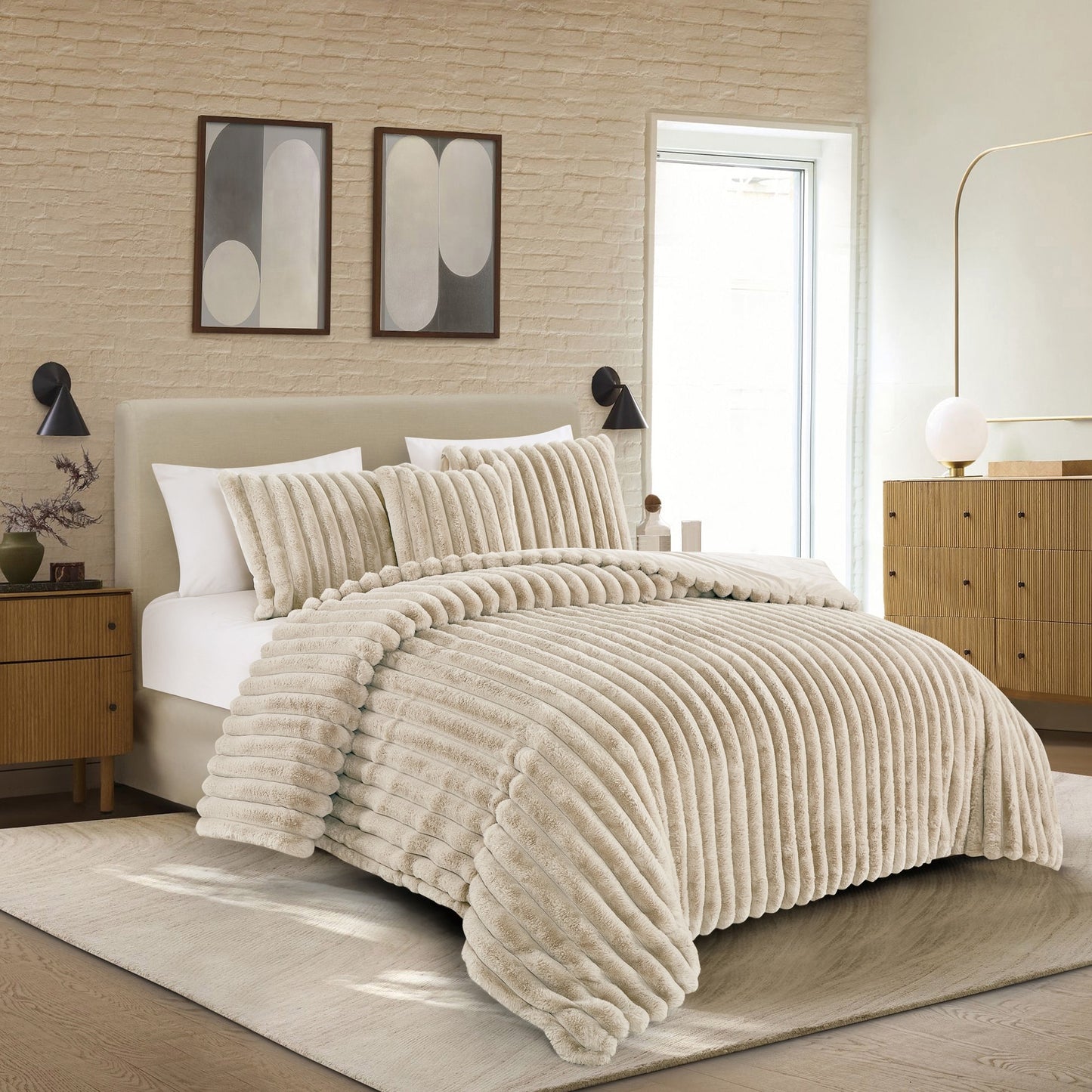Oliver Fury Luxury Comforter Set