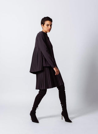 Stylish Pleated Blouse in Black – Women’s Elegant Top