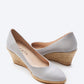 Espadrille Wedges com corte em V em lona com rosas