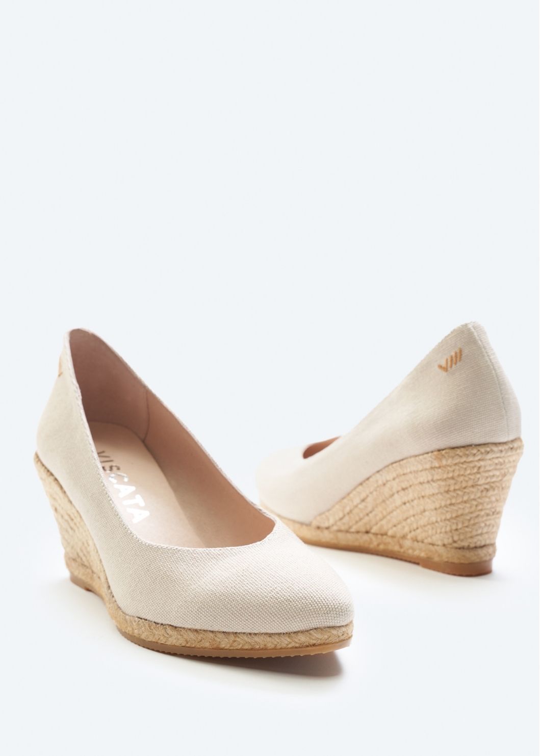 Espadrille Wedges com corte em V em lona com rosas