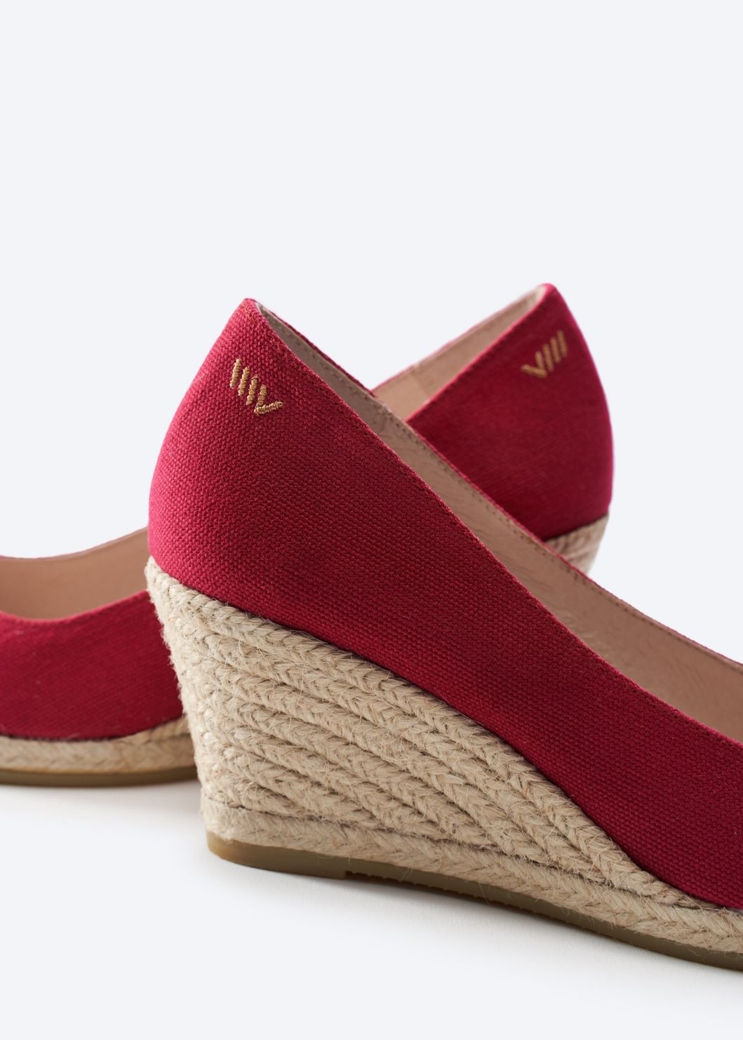 Espadrille Wedges com corte em V em lona com rosas