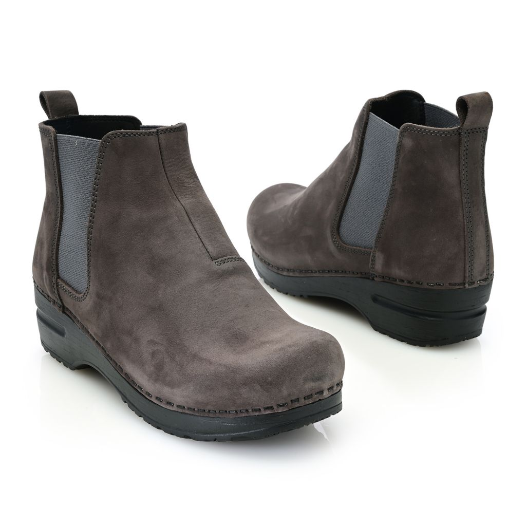 sanita-hudson-oiled-leather-slip-on-boots