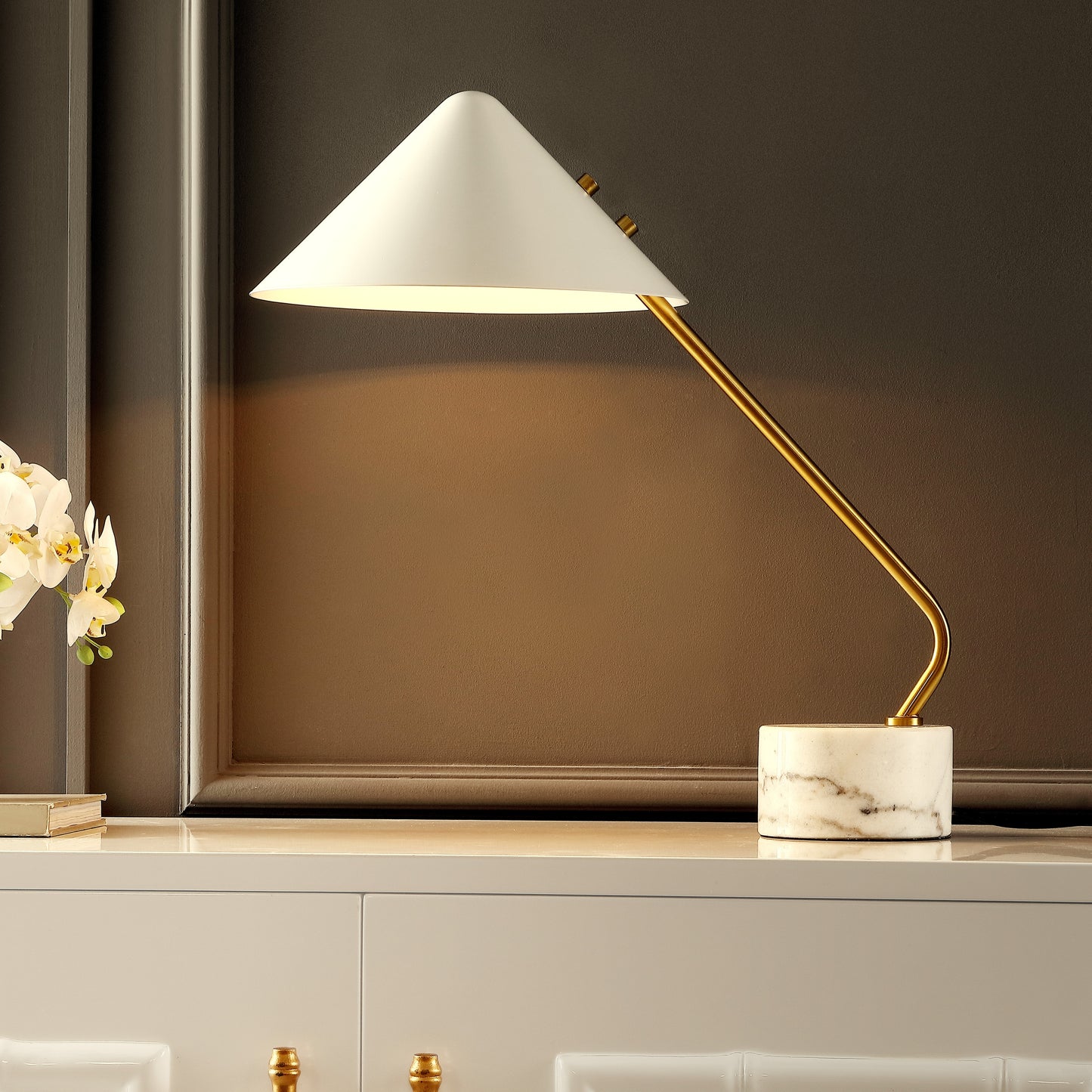 SAFAVIEH Home Lighting Collection Shields 21 Modern  Contemporary Table Lamp  21 W x 12 D x 21 H