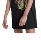 Camiseta Guess Feminina de Algodão com Estampa Gráfica Longline Preta Tamanho X-S