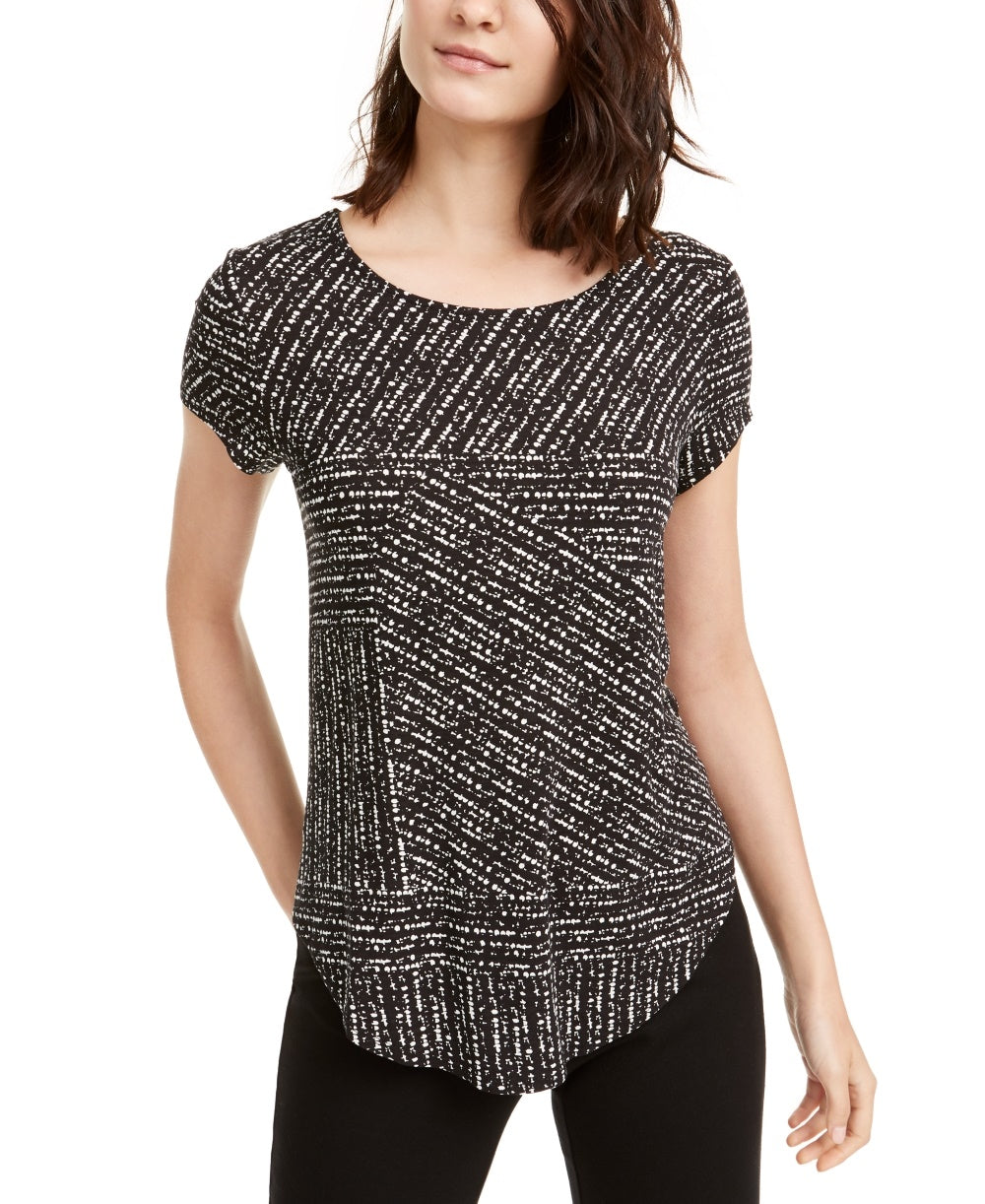 Camiseta feminina estampada Alfani preta tamanho médio