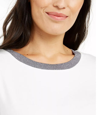 Camiseta feminina Alfani com gola alta e manga curta, tamanho pequeno e médio, branca