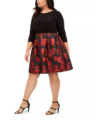 Vestido feminino plus size Jessica Howard com estampa floral e ajuste evasê, preto/vermelho, tamanho 24W