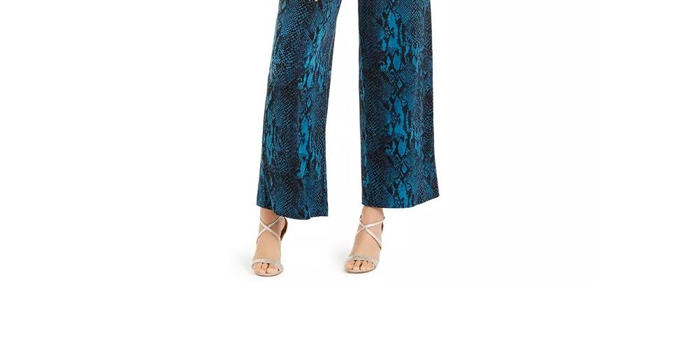 Macacão feminino Thalia Sodi com estampa floral e decote em corrente, verde/preto, tamanho XX-G