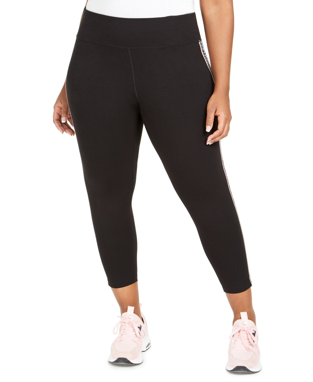 Calça legging curta Calvin Klein feminina plus size com logo e lateral, preta, tamanho 2X