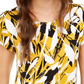 Camiseta feminina Alfani estampada com bainha redonda, tamanho pequeno, amarela