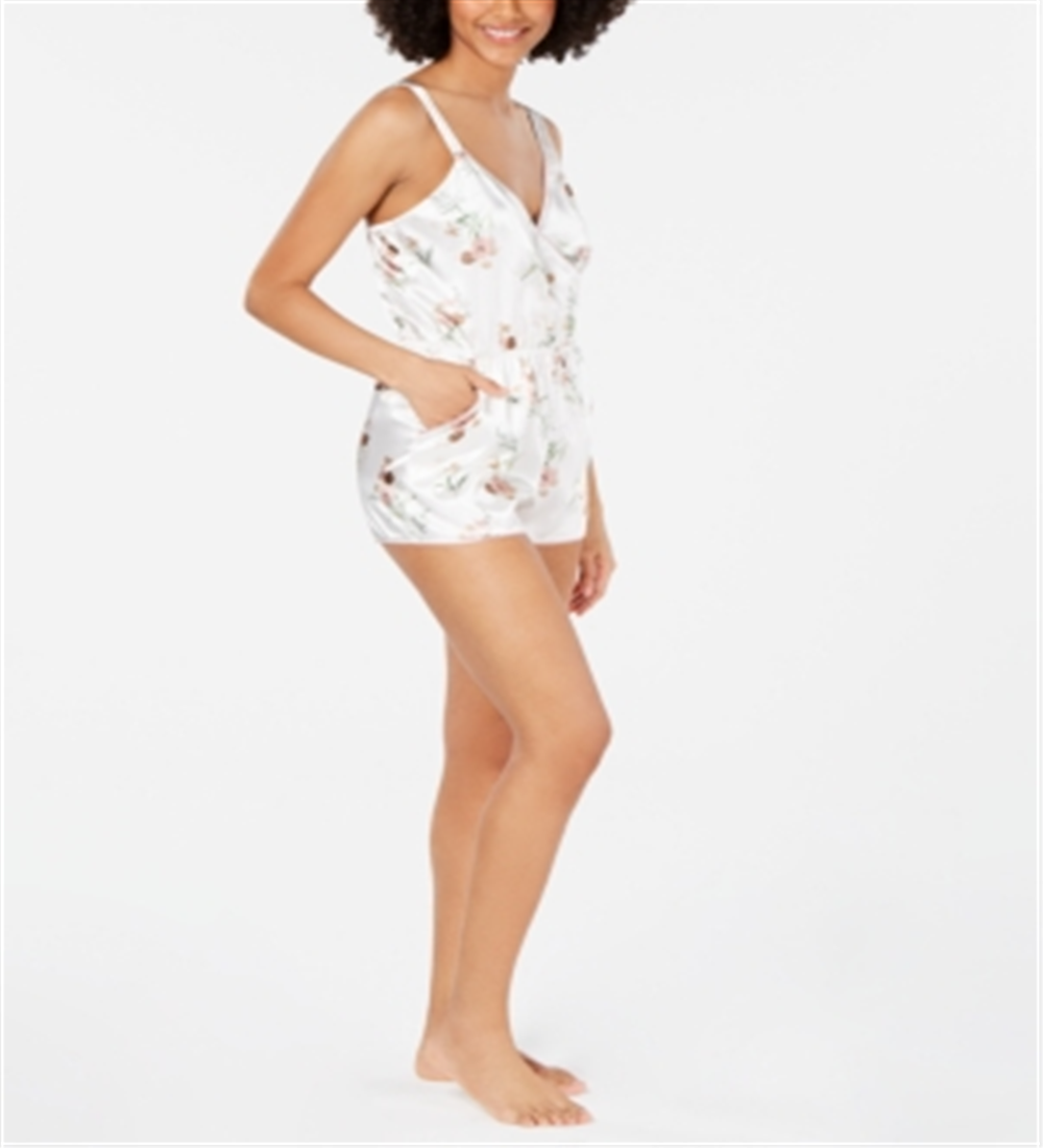 Macacão feminino com estampa contrastante INC International Concepts, tamanho grande, branco