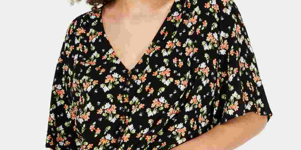 Blusa estampada com amarração frontal Ultra Flirt Juniors, preta, tamanho X-S