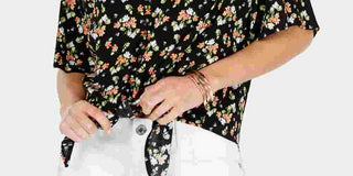 Blusa estampada com amarração frontal Ultra Flirt Juniors, preta, tamanho X-S