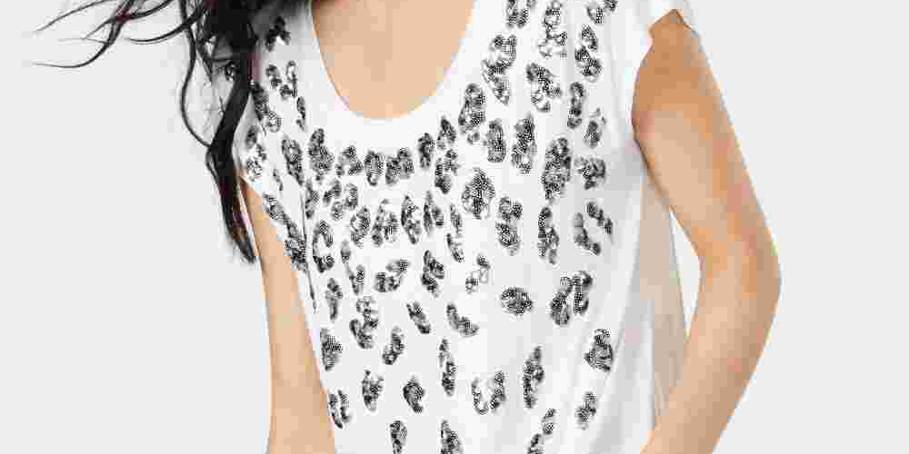 Camiseta feminina com estampa de leopardo e lantejoulas da INC International Concepts, branca, tamanho pequeno