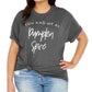Camiseta feminina Awake com estampa gráfica, manga curta, gola redonda, cinza, tamanho 2X