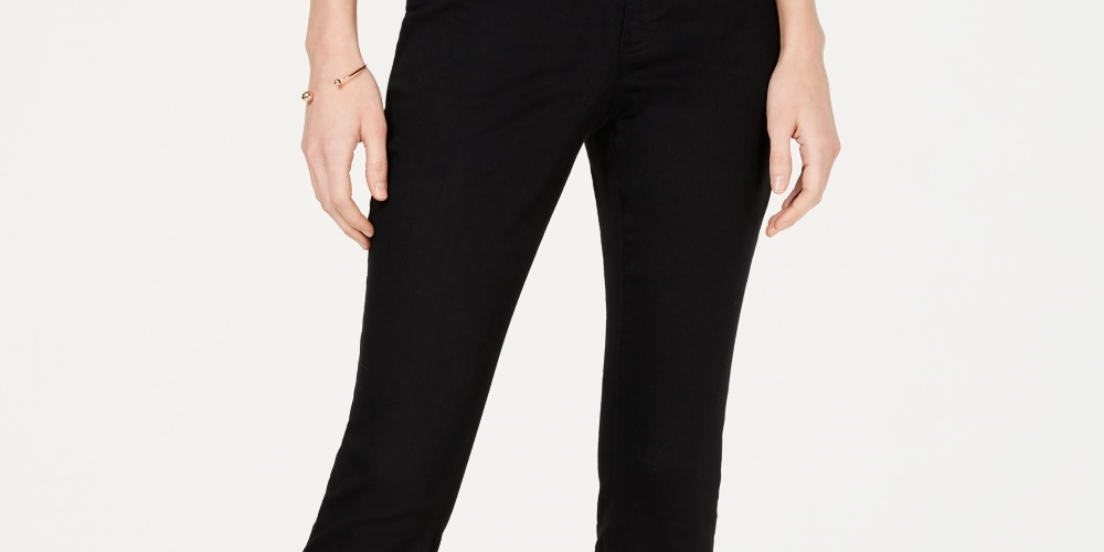 Calça jeans feminina curta e reta, corte curvilíneo, preta, tamanho 18, da INC International Concepts