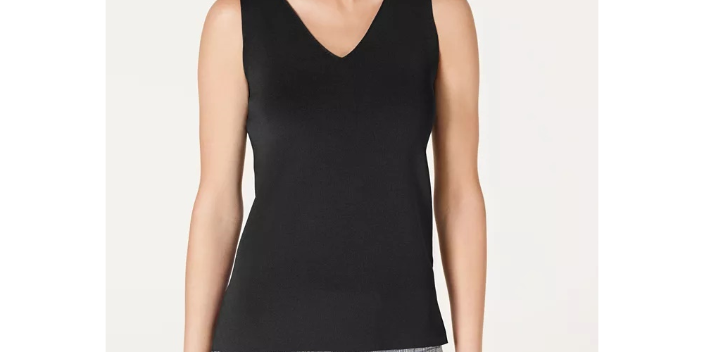 Regata feminina Anne Klein com decote em V canelado, preta, tamanho médio