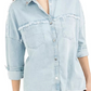Camisa jeans feminina Guess Parisian com bordas desfiadas, azul, tamanho X-S