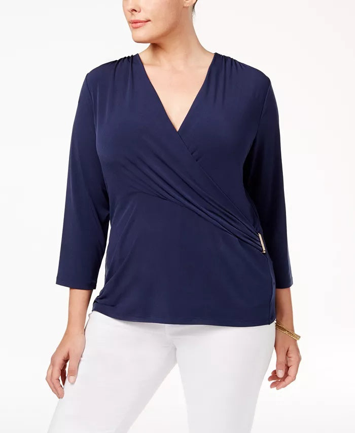 Charter Club Feminino Plus Faux Wrap Hardware Top Berry Tamanho 0X