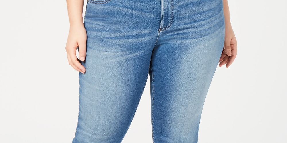Calça jeans skinny curta Incfinity plus size feminina da INC International Concepts, azul, tamanho 14W