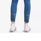 Calça jeans skinny Levi's 711 com zíper e detalhes em tachas, azul, tamanho 32, feminina