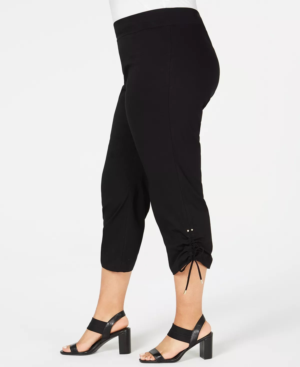 Calça curta feminina JM Collection Plus com bainha franzida, preta, tamanho 24W