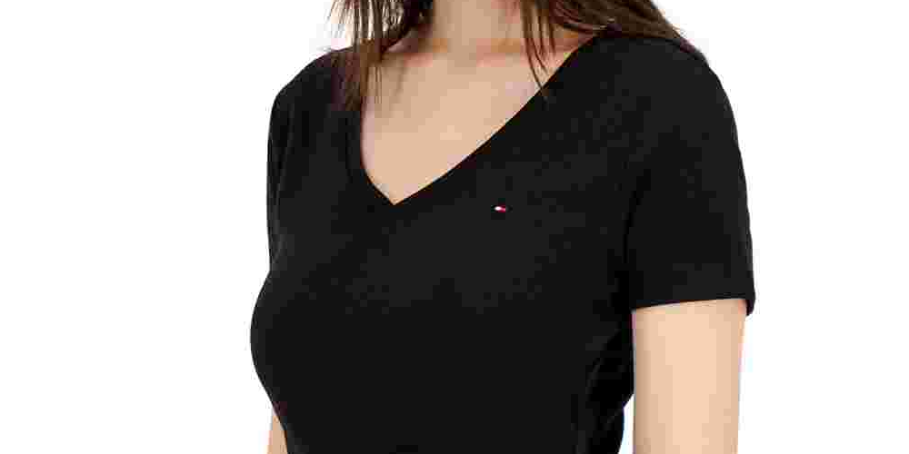 Camiseta feminina Tommy Hilfiger com decote em V, preta, tamanho médio