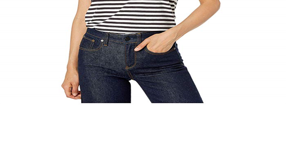 Camiseta Levi's Feminina Perfect Pocket Crewneck Preta Tamanho Grande