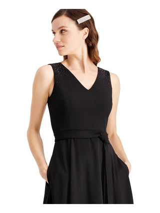 Vestido Calvin Klein Feminino com Cinto e Enfeites Preto Tamanho 4 Petite