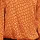 Blusa feminina Alfani com estampa de bolhas e decote redondo, manga sino, para usar no trabalho, tamanho pequeno e marrom