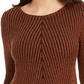 Camiseta feminina texturizada com manchas e gola redonda, tamanho bege, tamanho pequeno P