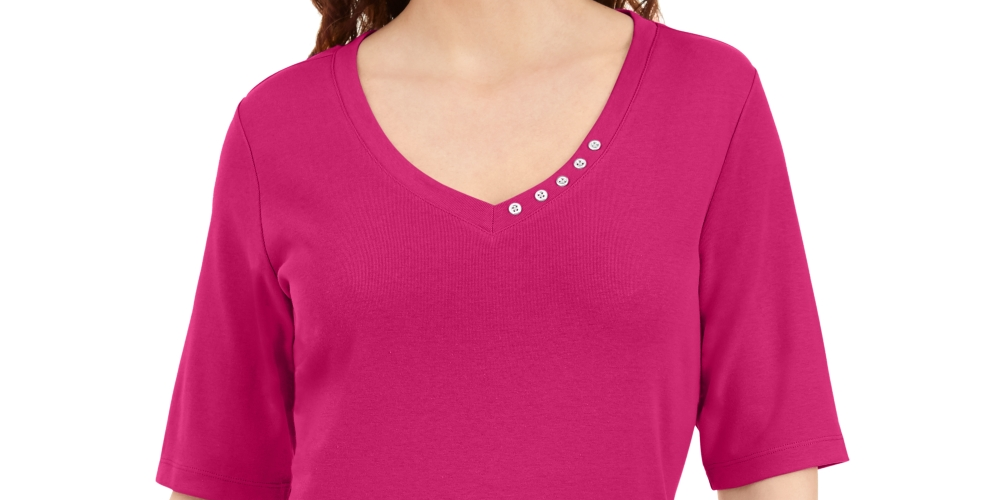 Blusa feminina Karen Scott com decote em V e detalhe de botão, rosa, tamanho pequeno