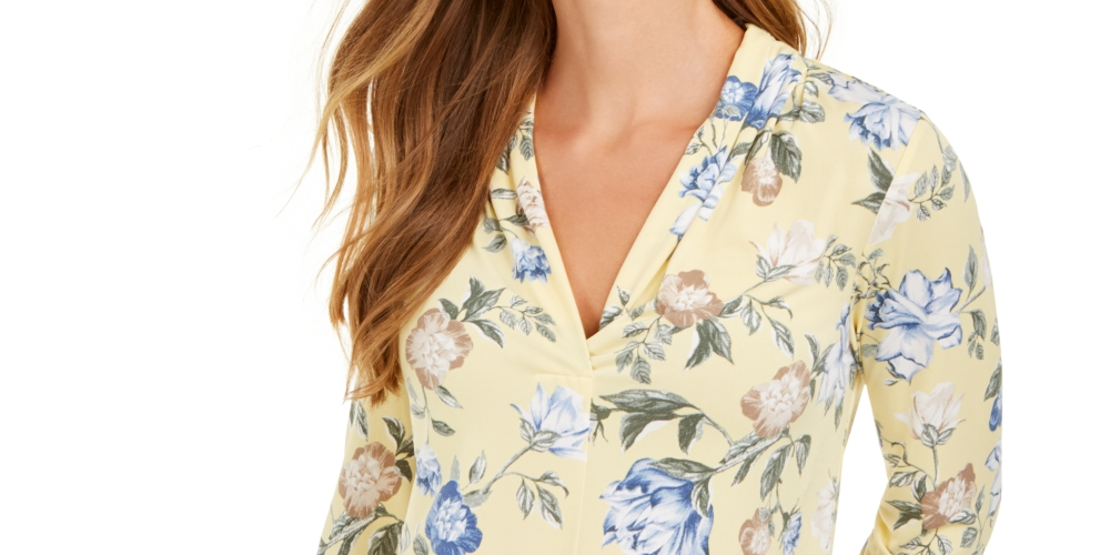 Top feminino estampado com decote em V, amarelo, tamanho médio, Charter Club