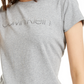 Camiseta Calvin Klein Feminina com Logo Cravejado Cinza Tamanho Grande