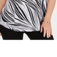 JM Collection Blusa feminina estampada com decote redondo, branca, vários tamanhos, média