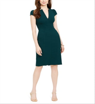 Vestido tubinho feminino Vince Camuto com decote em V, verde, tamanho 8