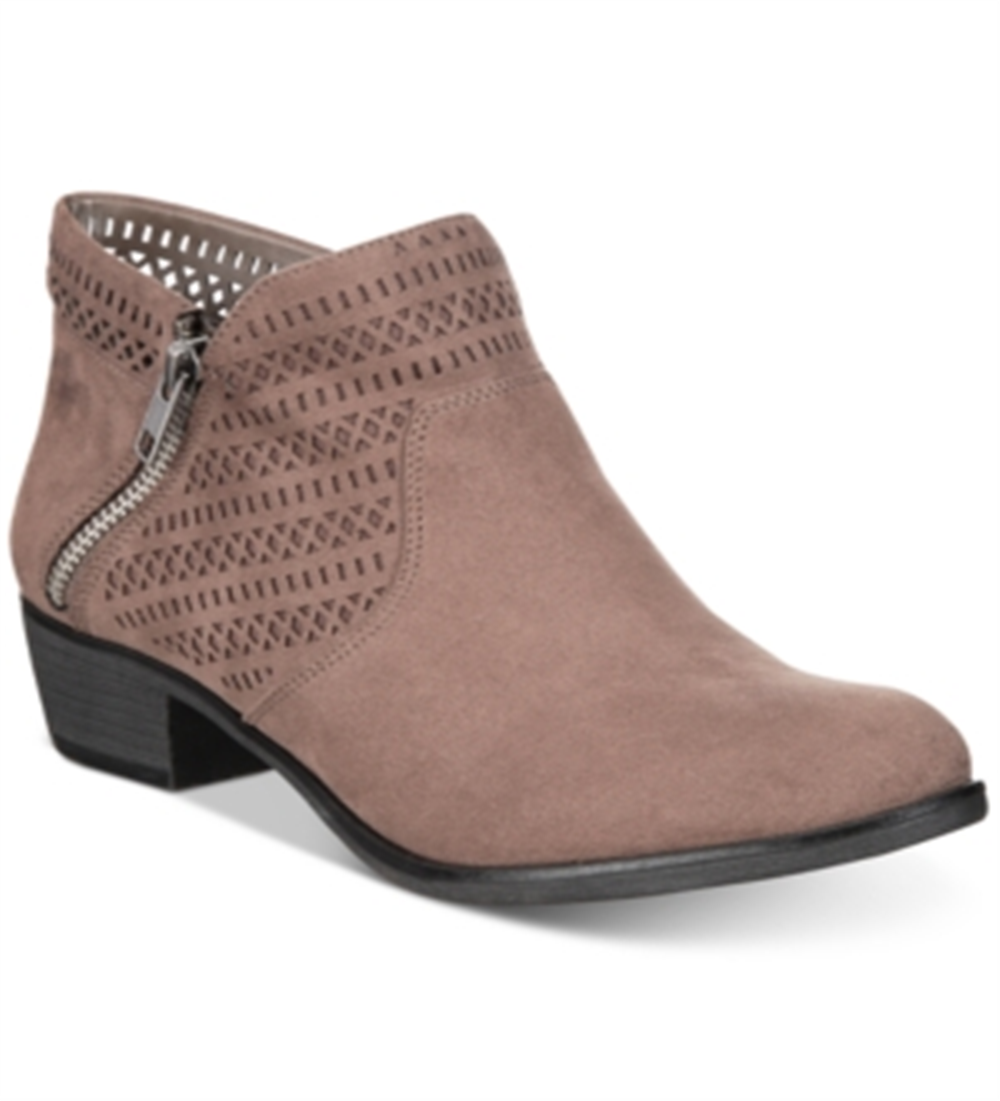 Botas femininas American Rag Abby com bico redondo e salto bloco perfurado, tamanho 7,5 M, marrom