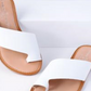Chinelo feminino Gemmy Slide, tamanho 7,5 M, branco, da Chinese Laundry