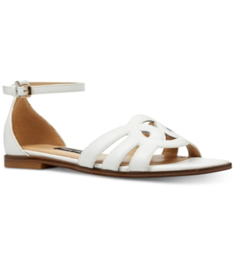 Sandálias femininas Nine West Genna Leather com bico aberto e tira no tornozelo, brancas, tamanho 9 M