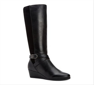 Giani Bernini Women's Buckle Accent Round Toe Wedge Zip up Heeled Boots Black Size 5.5 M
