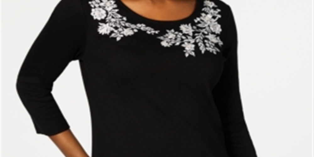 Camiseta feminina Karen Scott com estampa floral e gola redonda, preta, tamanho pequeno