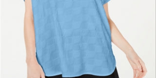 Blusa Alfani Feminina Texturizada com Decote em V e Fenda Azul Tamanho Médio