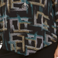 Blusa feminina estampada com colar assimétrico, preta, tamanho pequeno, da coleção JM