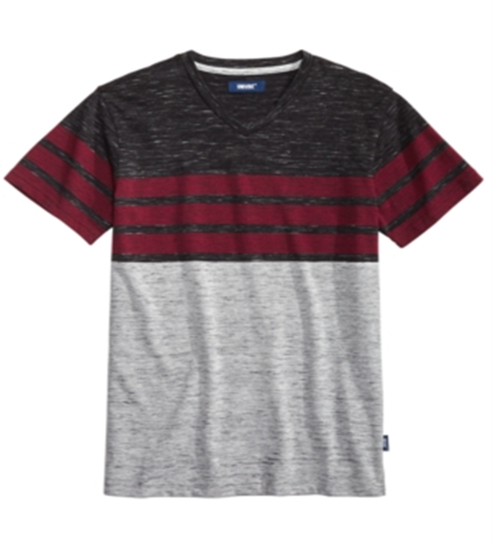 Camiseta Univibe Big Boy's Valle com listras coloridas e gola V, preta, tamanho GG