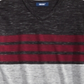 Camiseta Univibe Big Boy's Valle com listras coloridas e gola V, preta, tamanho GG