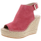 Sandálias femininas Kenneth Cole Olivia Buckle Wedge, coral, tamanho 6, médio