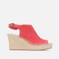 Sandálias femininas Kenneth Cole Olivia Buckle Wedge, coral, tamanho 6, médio